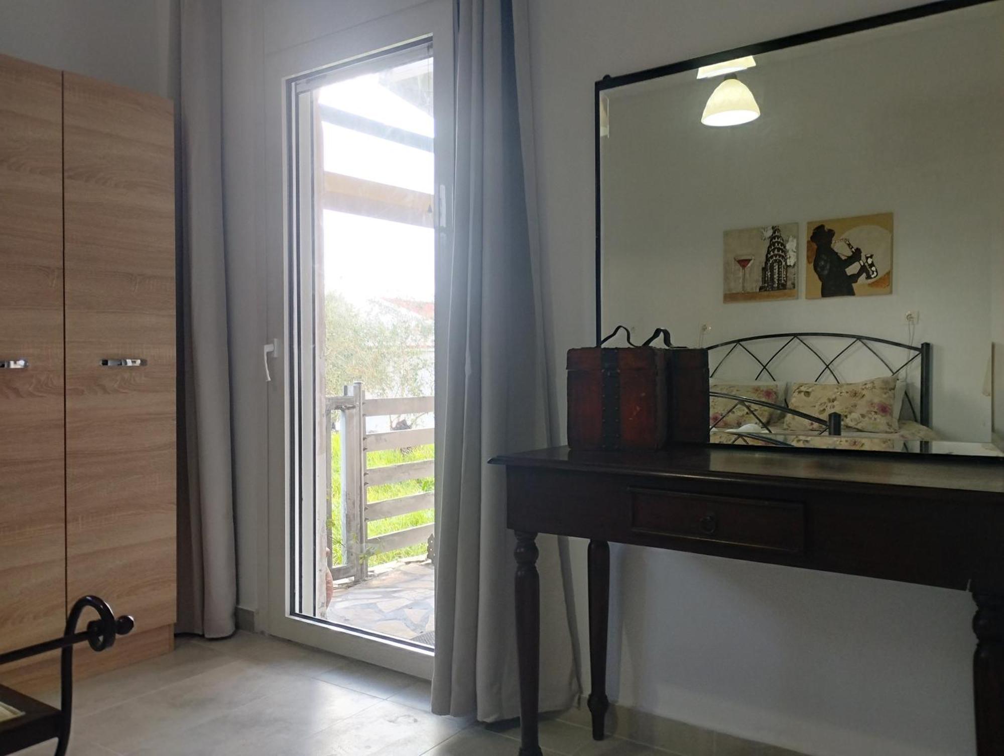 Spiti Lou Apartment Notos Exterior foto